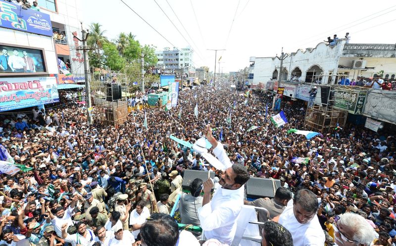 Jagan mohan reddy election campaign at west and east godavari district