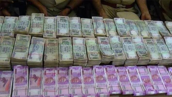 Over Rs. 1,400 Crore Cash Seized By Poll Body Across country Over Rs. 1,400 Crore Cash Seized By Poll Body Across country