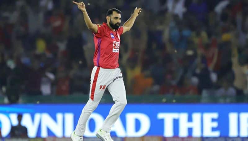Mohammed Shami took two key wickets to turn the match. He dismissed Pant and Hanuma Vihari (0). Shami finished with figures of 227 in four overs.