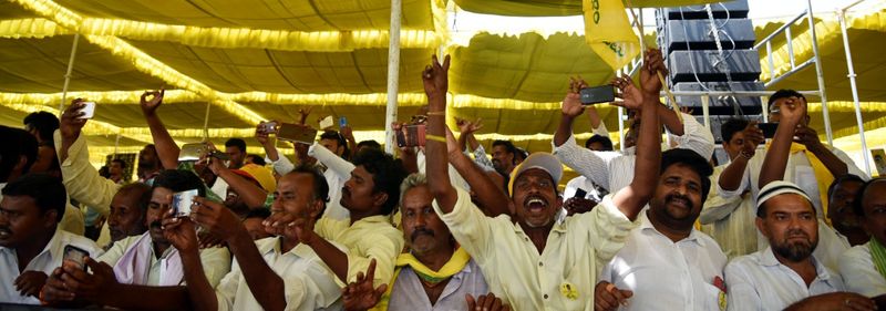 AP CM Chandrababu Naidu Participated in Election Campaign Public Meeting at Atmakur