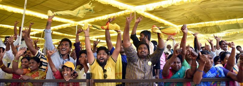 AP CM Chandrababu Naidu Participated in Election Campaign Public Meeting at Atmakur