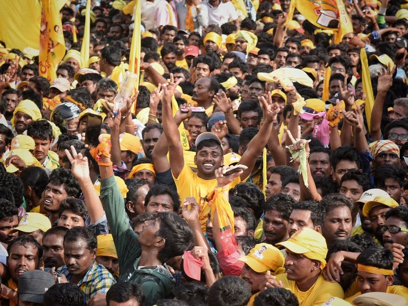 Chandrababu Naidu,HD Deve Gowda Participated in Election Campaign Public Meeting at Tiruvuru