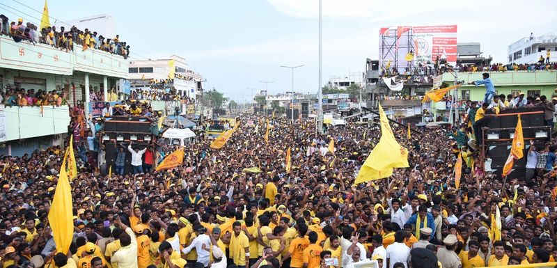 Chandrababu Naidu,HD Deve Gowda Participated in Election Campaign Public Meeting at Tiruvuru