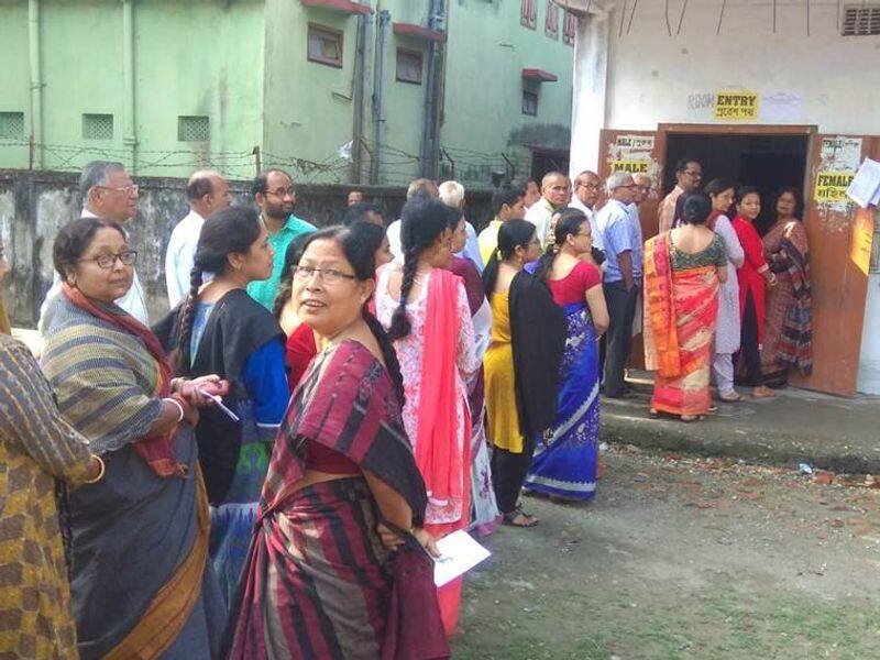 The Lok Sabha election 2019 polling starts at Bengal like many parts of India.