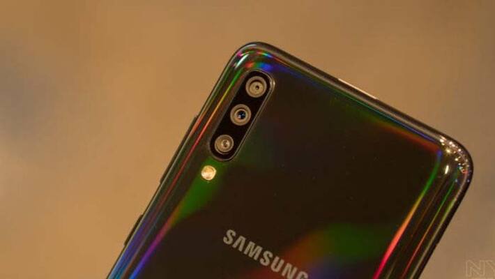 Samsung Galaxy A70s With 64-Megapixel Main Camera Goes on Sale in India Today: Price, Specifications, Offers Samsung Galaxy A70s With 64-Megapixel Main Camera Goes on Sale in India Today: Price, Specifications, Offers