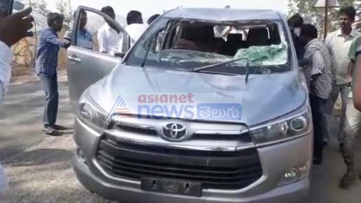 tdp workers attacked on putalapattu ysrcp candidate ms babu tdp workers attacked on putalapattu ysrcp candidate ms babu