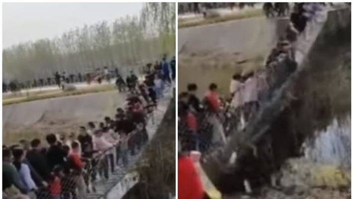 tourists plunge into water after bridge collapses tourists plunge into water after bridge collapses