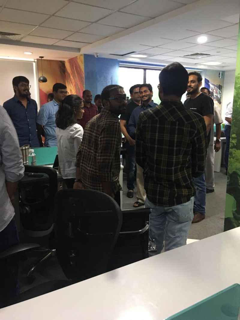 YS Jagan at prshanth kishore office
