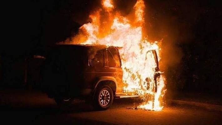 What to do if your vehicle catches fire What to do if your vehicle catches fire