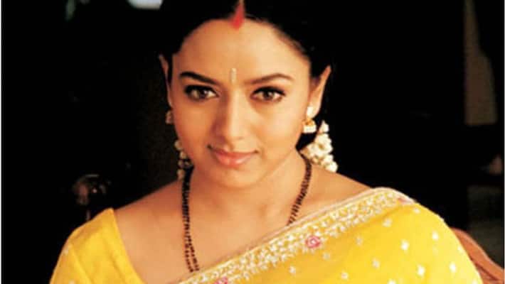 Actress Soundarya pregnant when she died in helicopter crash? Actress Soundarya pregnant when she died in helicopter crash?