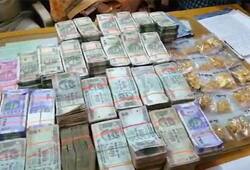 Gold and cash recovered in Madhya Pradesh Rajgarh