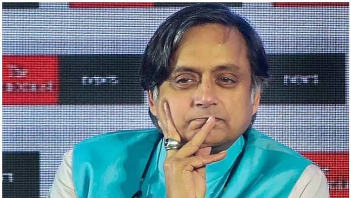 Tharoor's Twitter Praise for Imran Khan Sparks Row Tharoor's Twitter Praise for Imran Khan Sparks Row