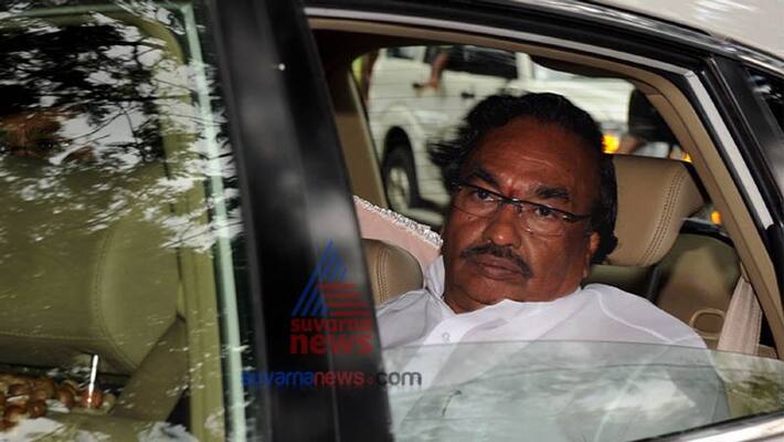 Minister SARA Mahesh Meets BJP Leader KS Eshwarappa Minister SARA Mahesh Meets BJP Leader KS Eshwarappa