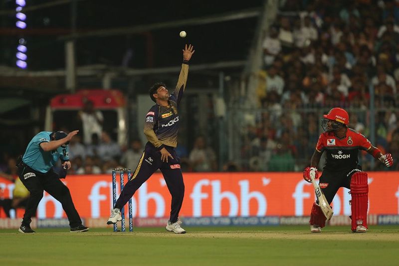 Kuldeep Yadav faced a brutal over as Moeen Ali was on a run scoring spree. He scored three sixes and two boundaries. Ali was caught by Prasidh Krishna at Long on.