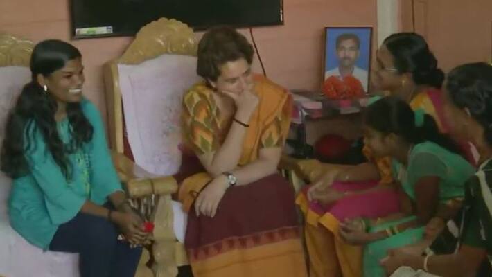 Priyanka Gandhi visits pulwama martyr vasanthakumar family Priyanka Gandhi visits pulwama martyr vasanthakumar family