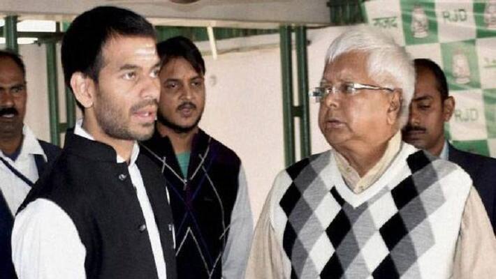 Miss you papa, tweets Tej Pratap after not given chance to speak at Rahul Gandhi Congress rally bihar Miss you papa, tweets Tej Pratap after not given chance to speak at Rahul Gandhi Congress rally bihar