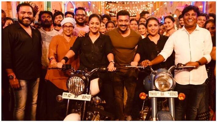 surya visits jyothika's shooting spot surya visits jyothika's shooting spot