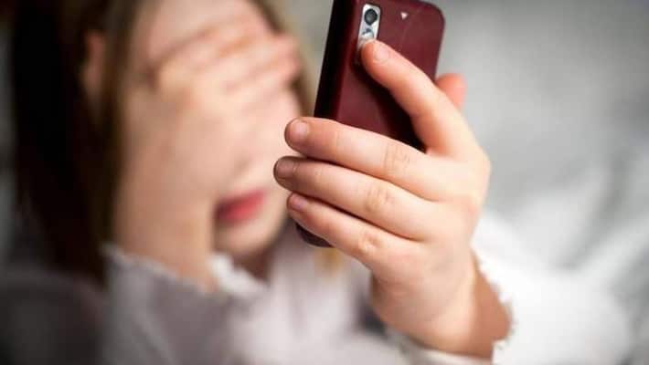 Youth arrested for posting ex-girlfriend's nude pictures on Facebook Youth arrested for posting ex-girlfriend's nude pictures on Facebook