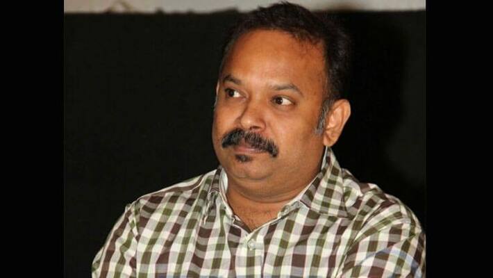Venkat Prabhu is a trend on Twitter ... Rajini supporter enters ... Kamal fans are angry ..! Venkat Prabhu is a trend on Twitter ... Rajini supporter enters ... Kamal fans are angry ..!