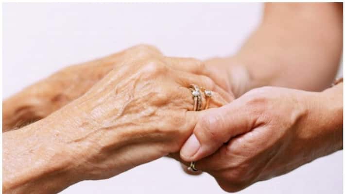 Motorcyclist offered lift to 90 year old woman and raped in Madhya Pradesh Shahdol complaint registered ckm Motorcyclist offered lift to 90 year old woman and raped in Madhya Pradesh Shahdol complaint registered ckm