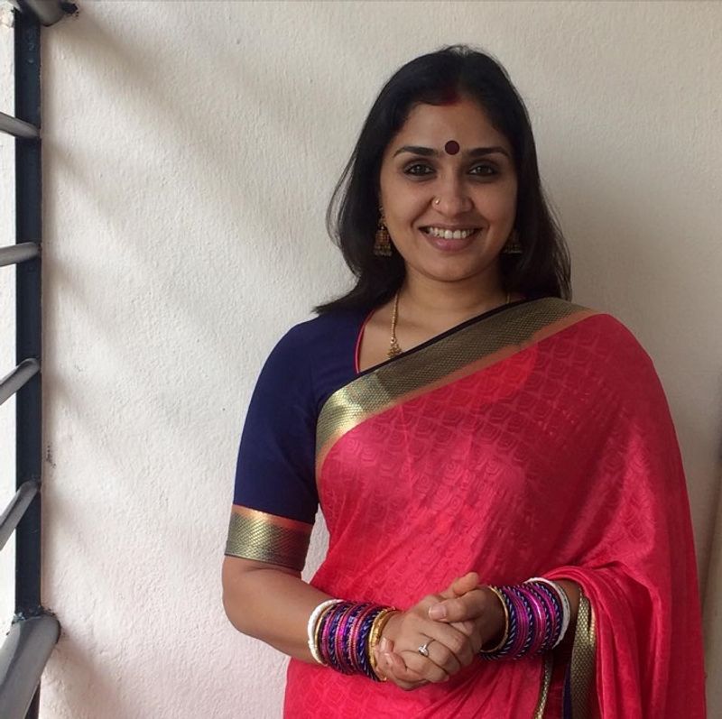 1999 ರಲ್ಲಿ ಶಿವರಾಜ್ ಕುಮಾರ್ ಅವರ ’ಹೃದಯ ಹೃದಯ’ ಸಿನಿಮಾದಲ್ಲಿ ನಾಯಕಿಯಾಗಿ ಕಾಣಿಸಿಕೊಂಡು ಗಮನ ಸೆಳೆದರು.