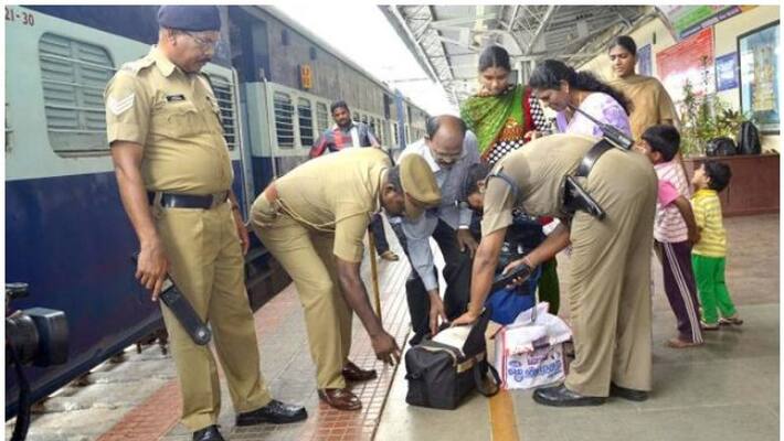 On the occasion of the Babri Masjid demolition day the police have intensified security operations across Tamil Nadu On the occasion of the Babri Masjid demolition day the police have intensified security operations across Tamil Nadu