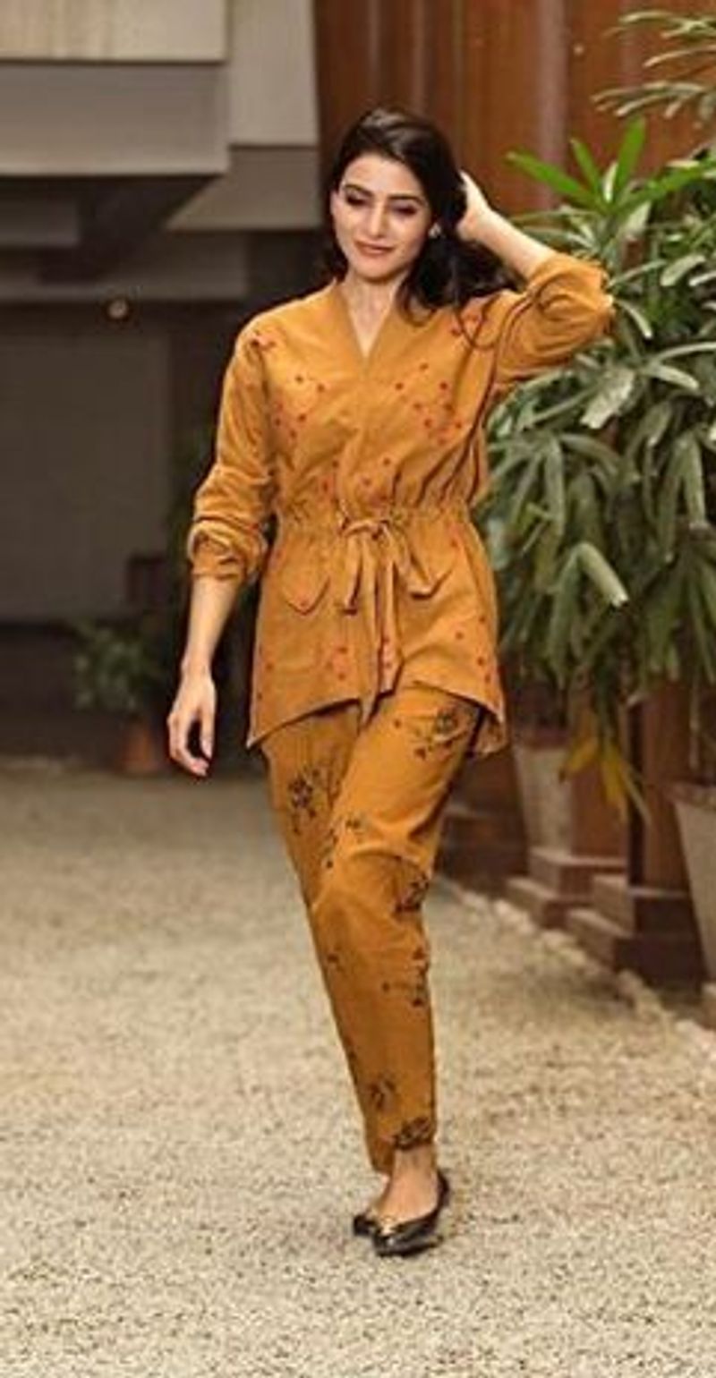 samantha photo gallery