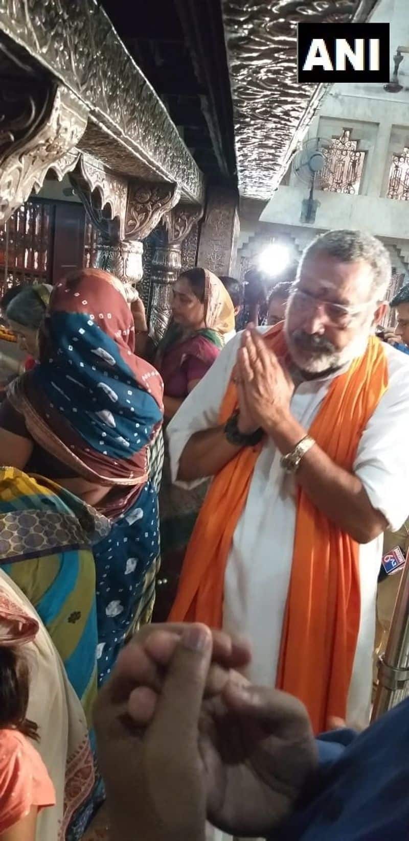 Union Minister and sitting MP from Nawada, Giriraj Singh offered prayers at Barahiya's Shaktidham.