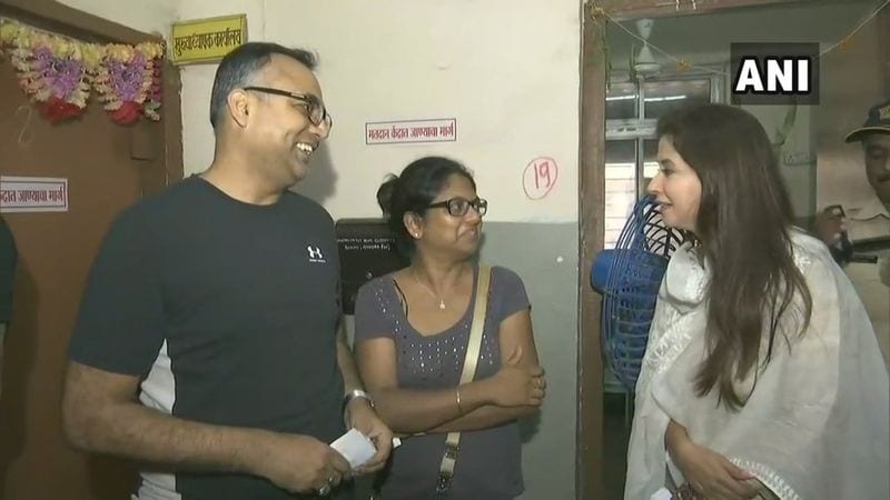 Congress MP candidate from Mumbai North, Urmila Mataondkar casts her vote at polling booth number 190 in Bandra.