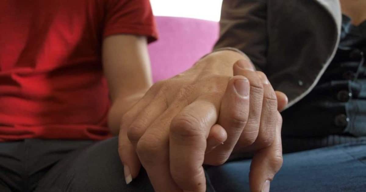 அடிப்பாவி.. கள்ளக்காதலுக்காக காதல் கணவனை போட்டு தள்ள கூலிப்படையை ஏவிய கொடூர மனைவி.. வெளியான பகீர் தகவல்.!