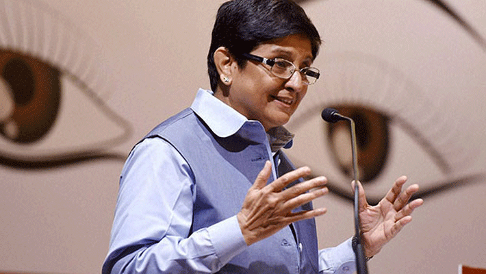 Kiran Bedi regretted about tweet on Tamil Nadu... Rajnath Kiran Bedi regretted about tweet on Tamil Nadu... Rajnath