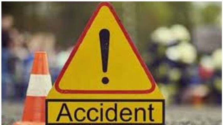 5 family members died in road mishap on the way to airport in bengaluru 5 family members died in road mishap on the way to airport in bengaluru
