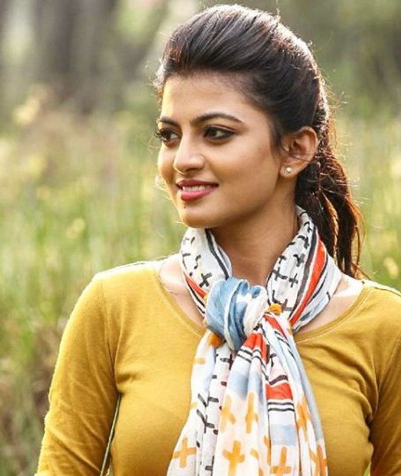 kayal anandhi latest photo gallery