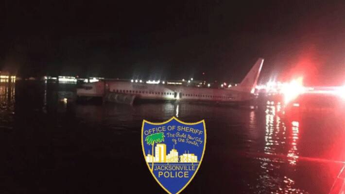 136 People Skidded Off A Runway And Into A River In Florida