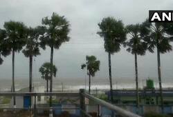 Cyclone Fani loses fury after entering Bengal, moves towards Bangladesh