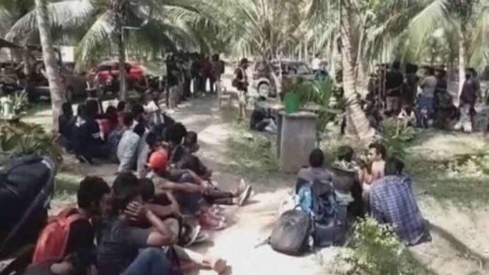 159 students arrested at pollachi 159 students arrested at pollachi