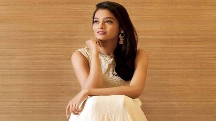 actress gayatri married cricketer? actress gayatri married cricketer?