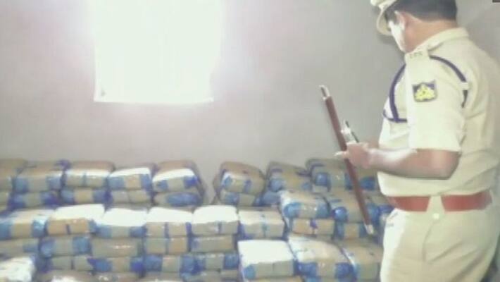 Bidar police seized 650 kg Cannabis approximate worth Rs 35 lakh Bidar police seized 650 kg Cannabis approximate worth Rs 35 lakh