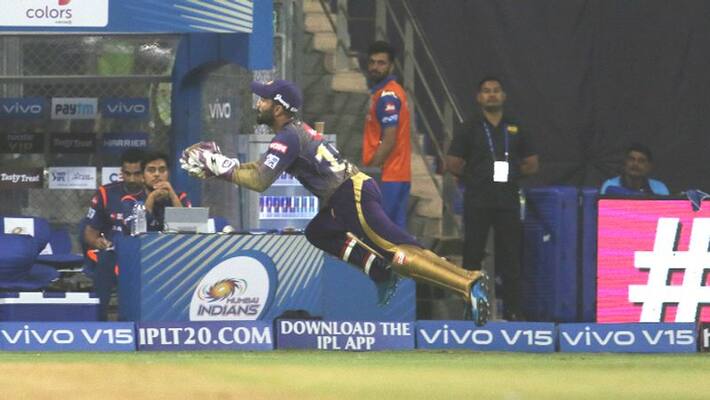 dinesh karthiks spectacular running catch video dinesh karthiks spectacular running catch video