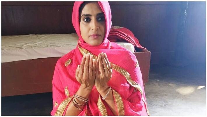 actress kasthuri's islam get up stills trolled actress kasthuri's islam get up stills trolled