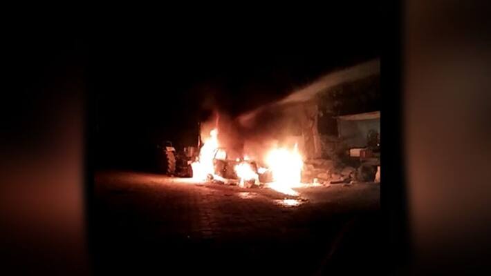 five killed in major road accident at chittore five killed in major road accident at chittore