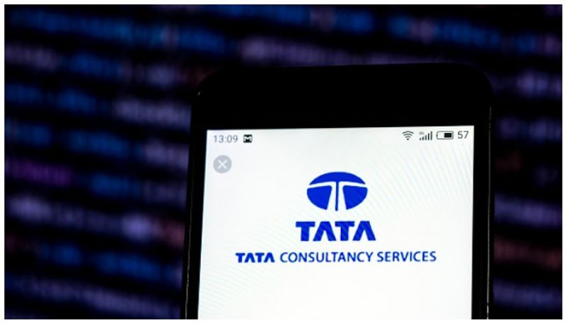 Did TCS ask its employees to return to 'deputed location by November 15? gcw
