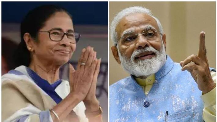 Bengal cm Mamata Banerjee meets PM narendra modi in Delhi Bengal cm Mamata Banerjee meets PM narendra modi in Delhi