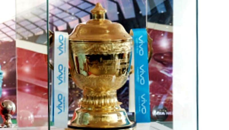 The global cricket fraternity is in shock as the highly entertaining 2021 Indian Premier League has been postponed following increased bio-bubble breaches. With all the players set to return to their respective homes, it is unclear as of now when would the tournament resume and if it would be played in India or be moved to the United Arab Emirates.