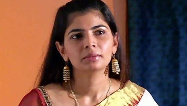 Chinmayi conveyed her view about bjp entry in tamilnadu and she spoke with a lady minister