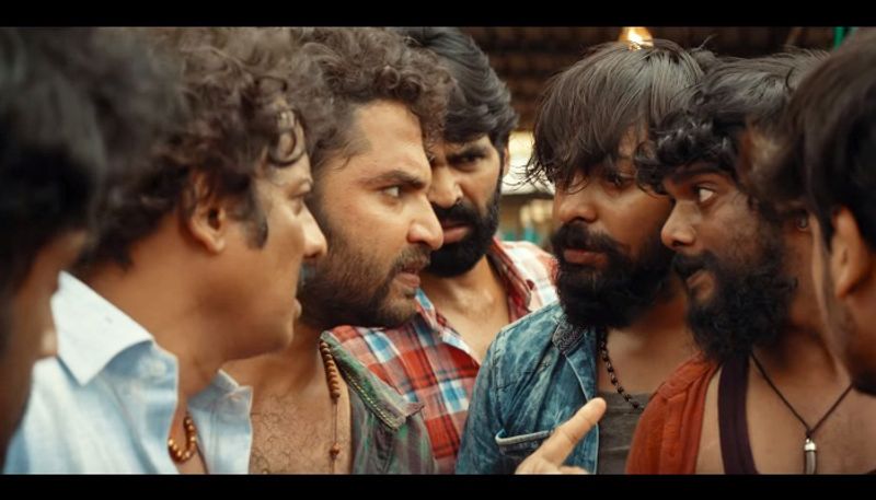 ఫలక్నుమా దాస్: విశ్వక్ సేన్ స్వీయ దర్శకత్వంలో తెరకెక్కిన ఈ సినిమా టీజర్ ఒక రేంజ్ లో వైరల్ అయ్యింది. మాస్ ఆడియెన్స్ ని బాగా ఎట్రాక్ట్ చేసిన ఈ సినిమాపై కూడా యువతలో అంచనాలు భారీగానే ఉన్నాయ్.