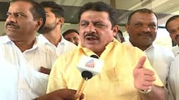 Karnataka Congress leader offers to be chowkidar at Yeddyurappa's house