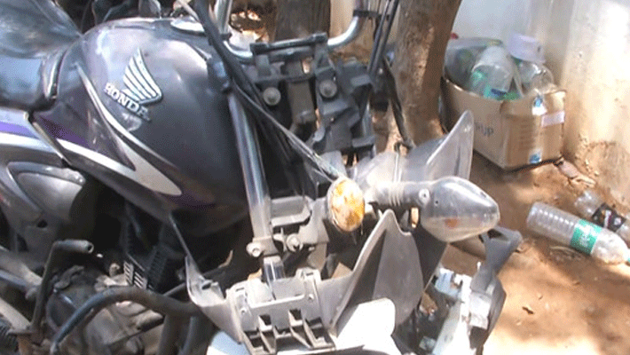 bike accident... 2 people kills bike accident... 2 people kills