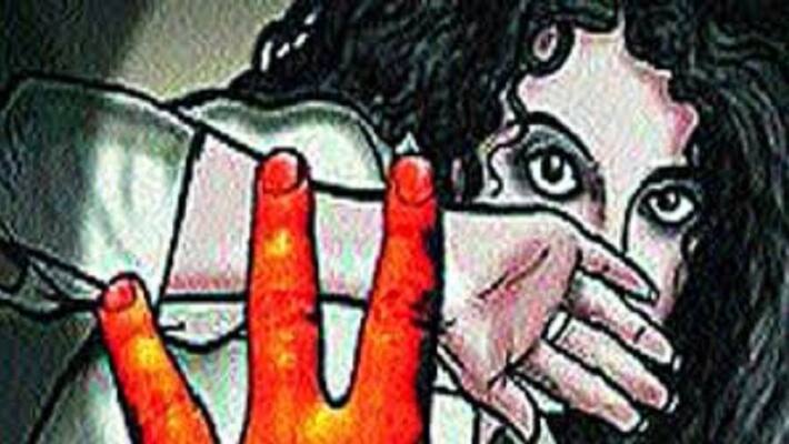 young man try to rape a lady young man try to rape a lady