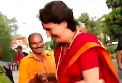 Priyanka greetings to BJP supporters during rally